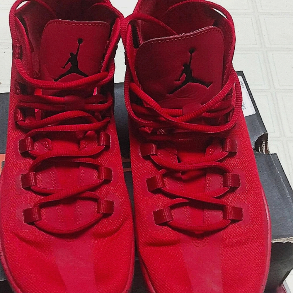 Jordans Reveal Triple Gym Red. Super clean.